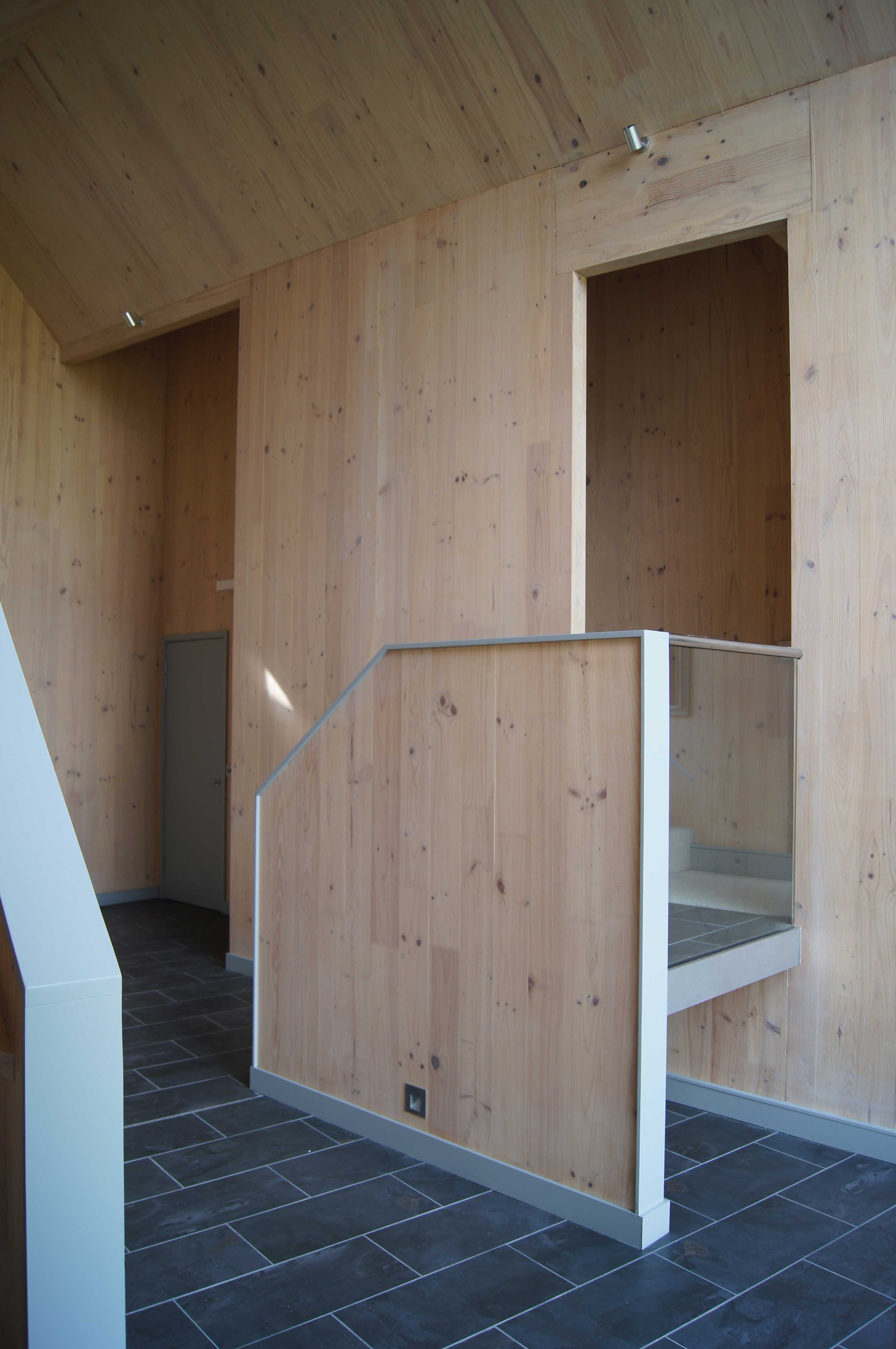 Stair to living area